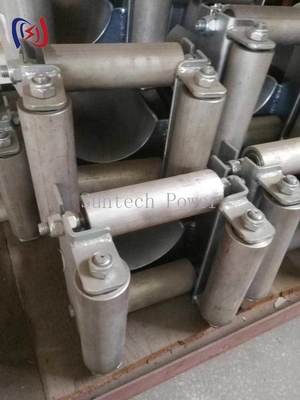 Zware kabelrol voor ondergrondse installatie van elektriciteitsleidingen