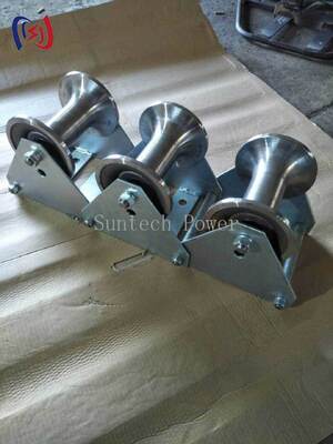 Professionele 10-20KN nominale lading kabel Pithead Roller met corrosiebestendige Duurzame polyethyleen constructie voor de bescherming van de manhole toegang