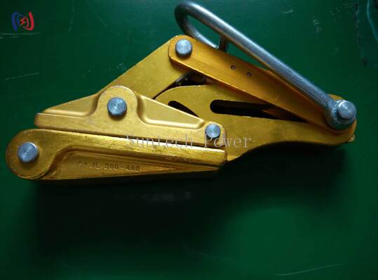 10-30KN Nominale belasting Aluminiumlegering Come Along Clamp met 15-39mm Max Open voor transmissie lijn Stringing