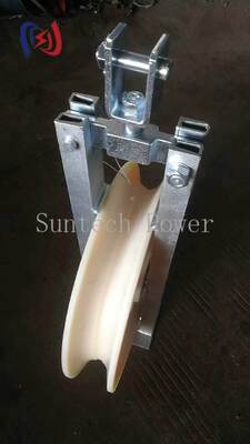 20-50KN OPGW Stringing Block met 660x110mm Nylon Sheave en Straight Through Design voor de installatie van glasvezelkabel