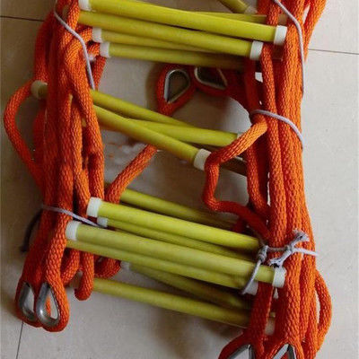 De Ladder van de 22250 Polyesterisolatie