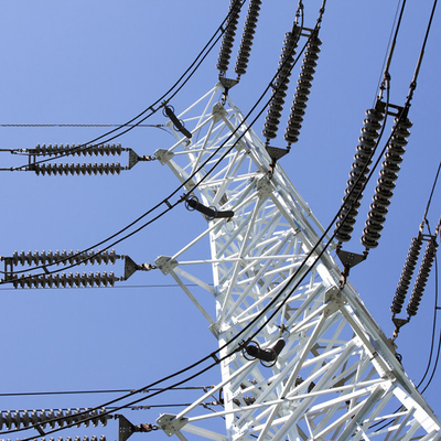 Van het het Staalrooster van de hoge Windtolerantie Q355 Q255 Elektrische Pylon het Staaltoren