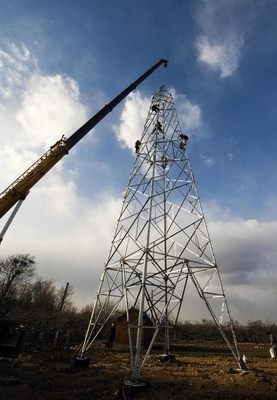 Van het de Hoekstaal van 132KV OHTL de Plaats Gegalvaniseerde Toren van Electric Power