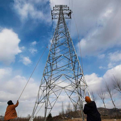 Hete Onderdompeling Gegalvaniseerd Angel Steel 132 KV de Toren van de Transmissielijn