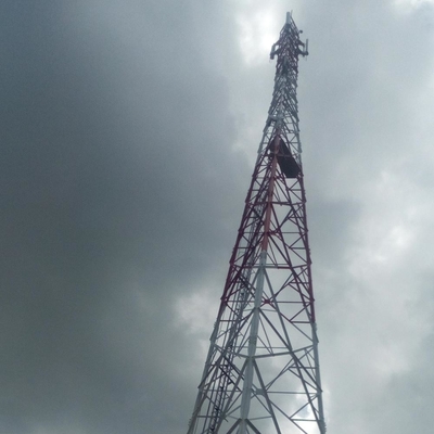 Gegalvaniseerde 220kv-de Transmissietoren van de Roosterstructuur voor Mededeling