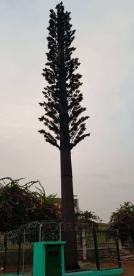 De TorenKoolstofstaal van de telecommunicatieobstakel Gecamoufleerd Palm