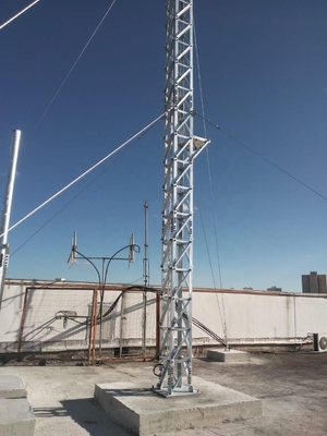 Staal van de het Dak Hoogste Toren Q235 van hete Onderdompelings het Gegalvaniseerde Guyed Pool met Verwante Toebehoren