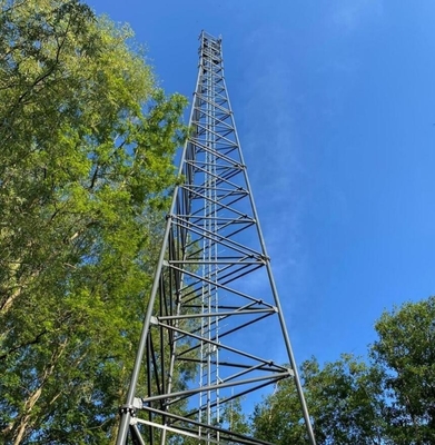 Telecommunicatie Gegalvaniseerde Staaltoren 3 Legged Tubulair